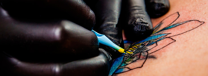 Tatuaje-mariposa-tatuador